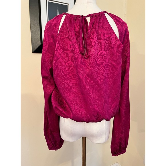 NWT Veronica Beard Sionne Blouse Bright Magenta Cutout Neck Silk Blend SIZE 8 - Picture 7 of 8